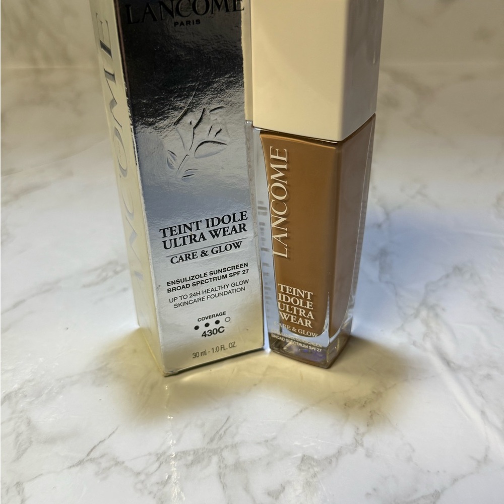 Lancome Teint Idole Ultra Wear Care & Glow Foundation - Tan